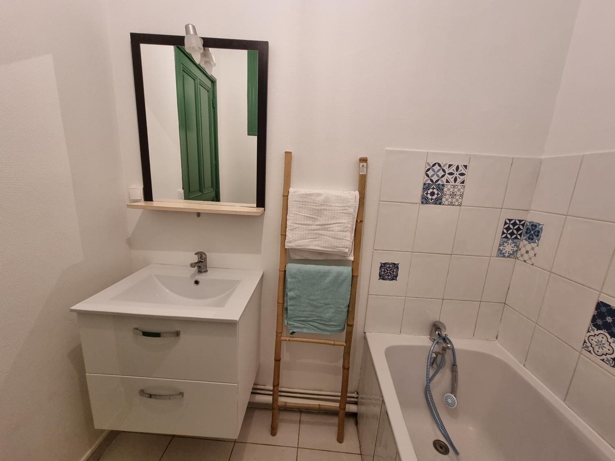 Apartment L Essentiel Pour 6 Personnes Sireuil (Dordogne)